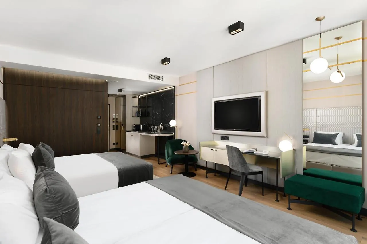Emerald Downtown Luxury Suites By Continental Group Budapest Hungary