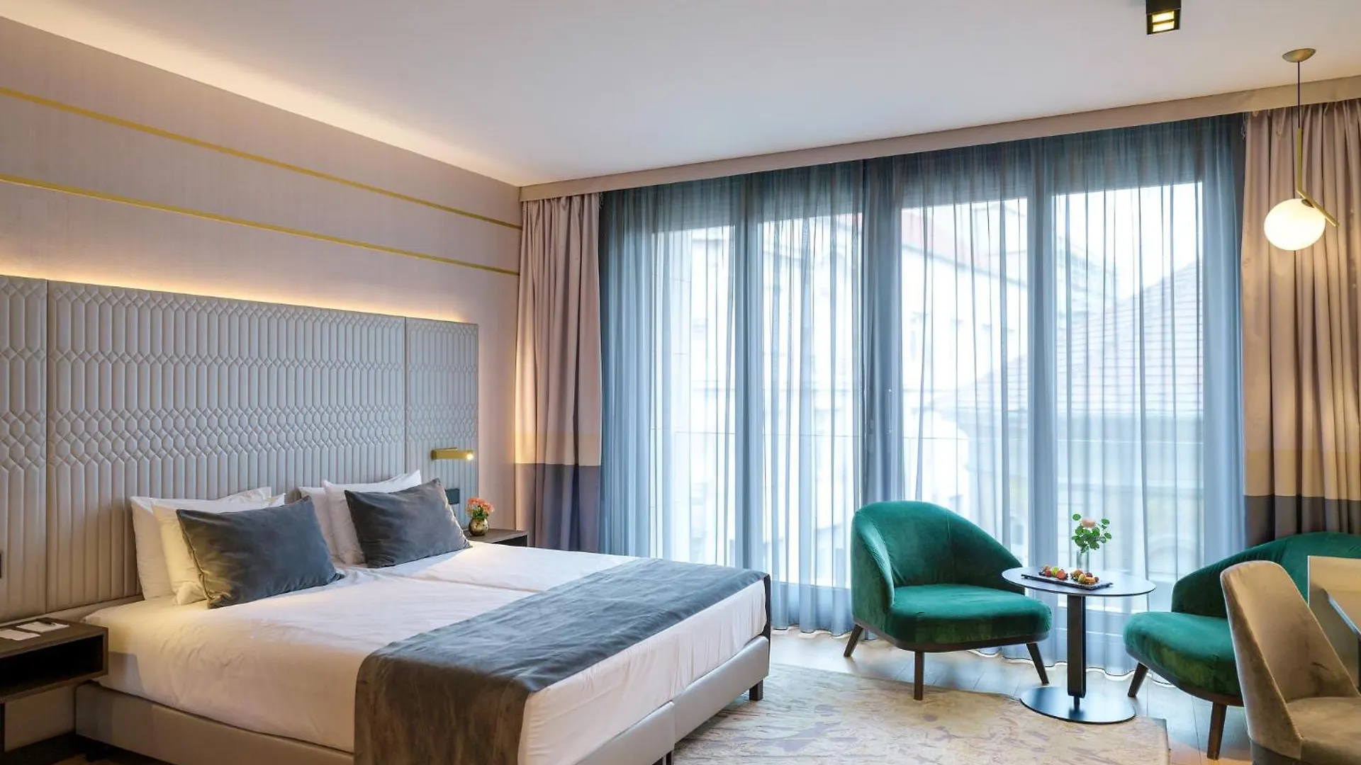 Emerald Downtown Luxury Suites By Continental Group Βουδαπέστη Ουγγαρία