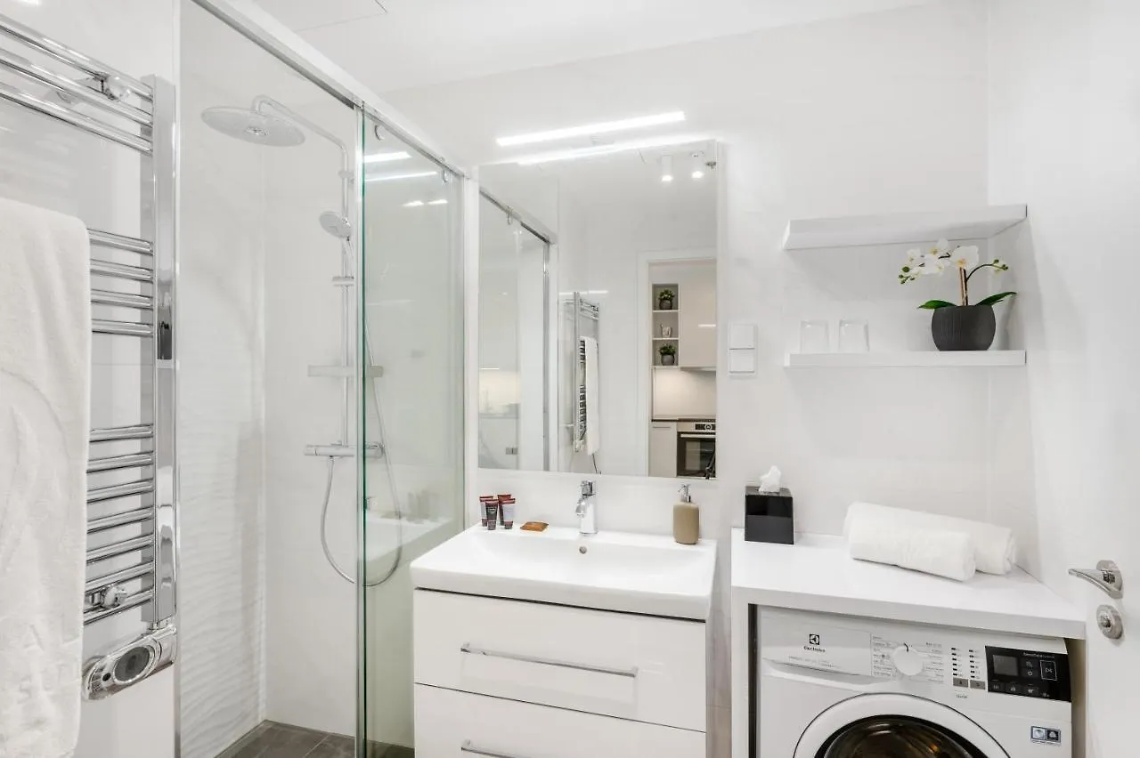 Emerald Downtown Luxury Suites By Continental Group Budapest 2*,  Hungary