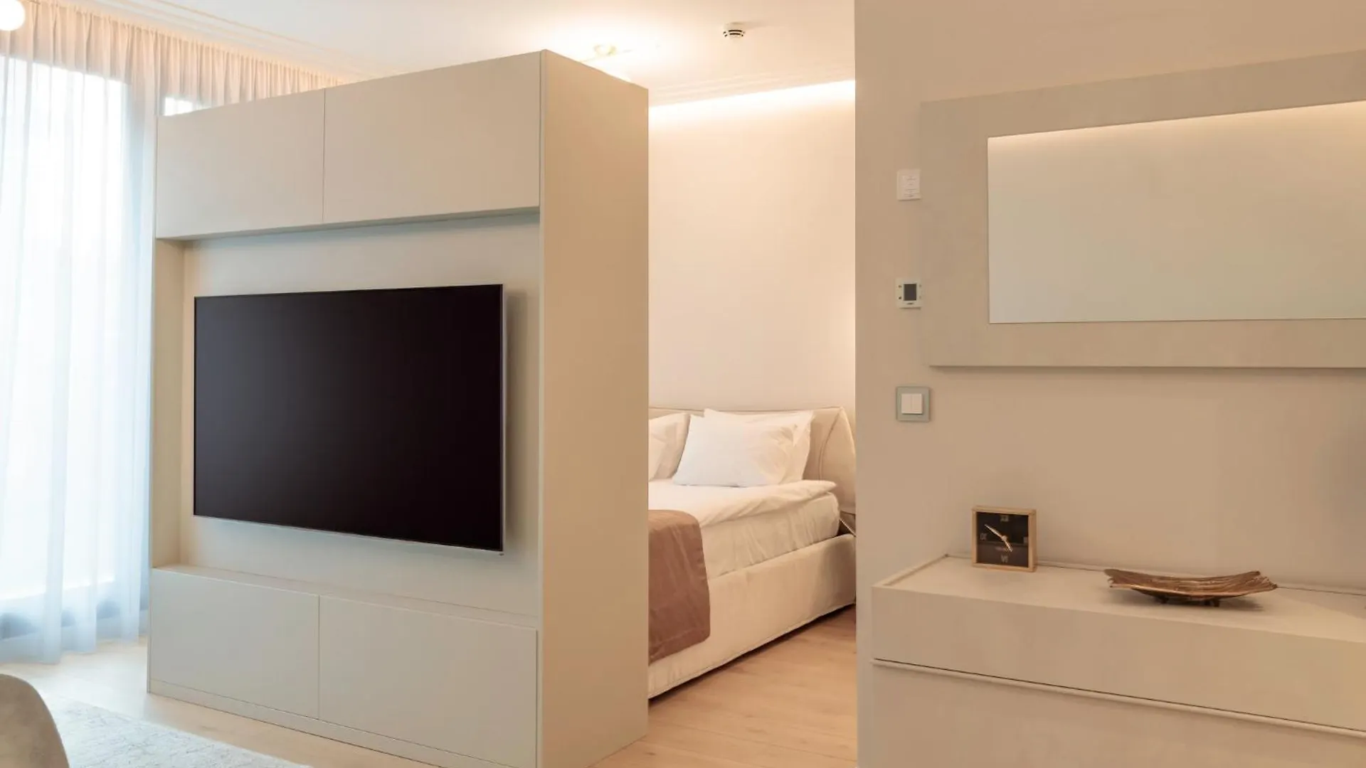 Emerald Downtown Luxury Suites By Continental Group Budapest Aparthotel